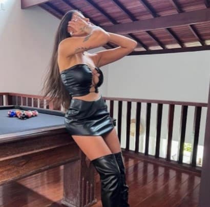 NAUGHTY BRAZILIAN GIRL