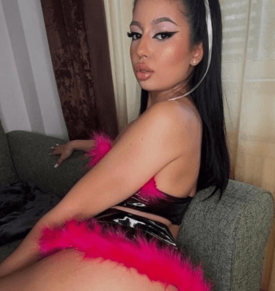 Hey Amira 100% real the best escort all toys