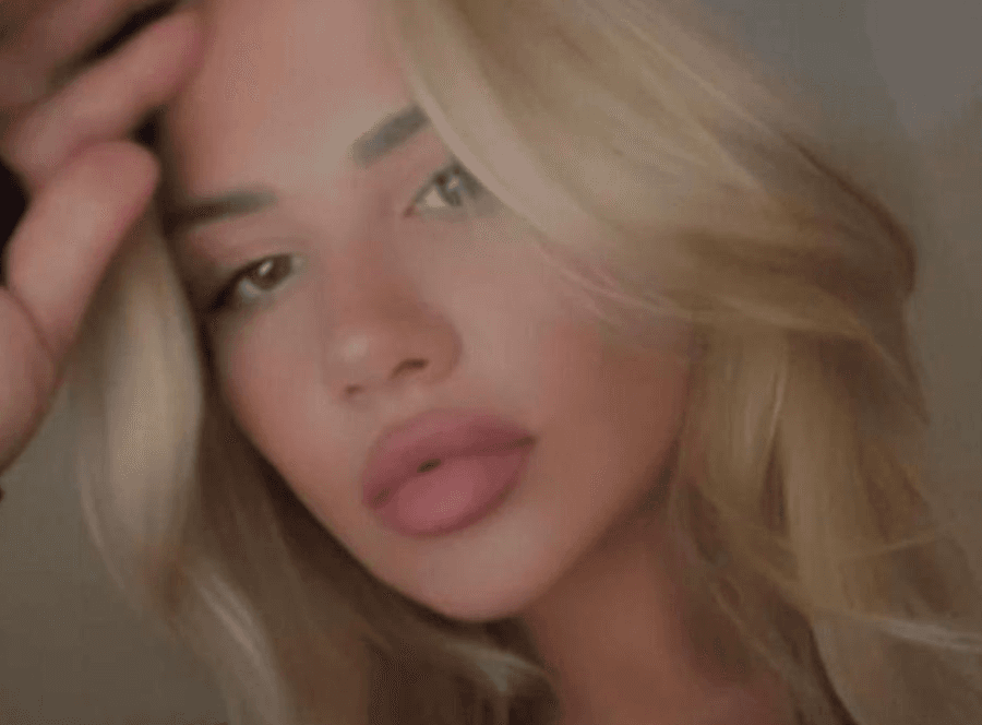 🎀 CELINE 🎀 sensual blonde Latina 🎀